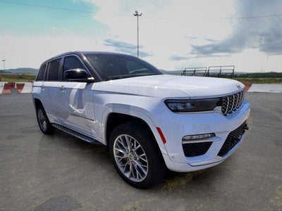 2023 Jeep Grand Cherokee Summit