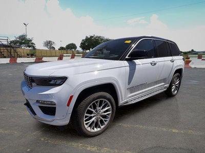 2023 Jeep Grand Cherokee Summit
