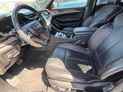 2023 Jeep Grand Cherokee Summit