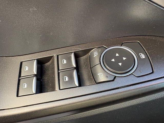 2020 Ford Explorer Base