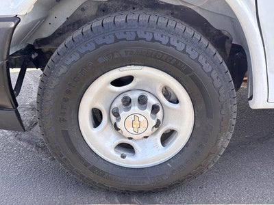 2024 Chevrolet Express Passenger 2500 1LS