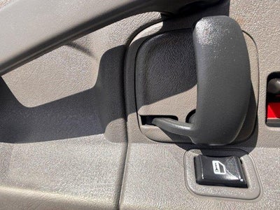2024 Chevrolet Express Passenger 2500 1LS