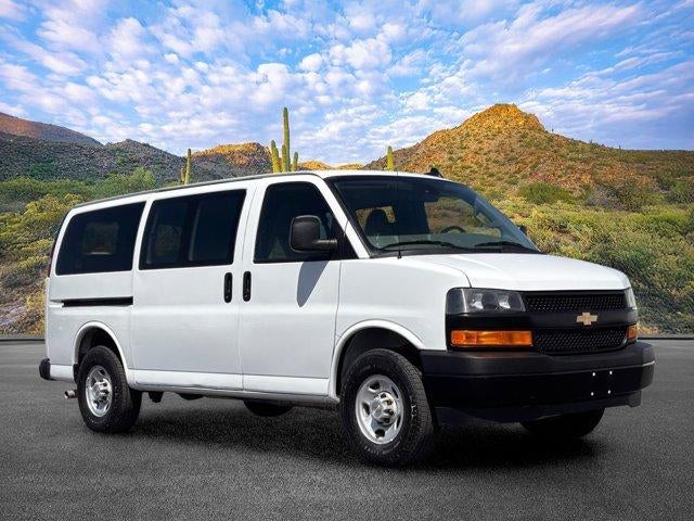 2024 Chevrolet Express Passenger 2500 1LS
