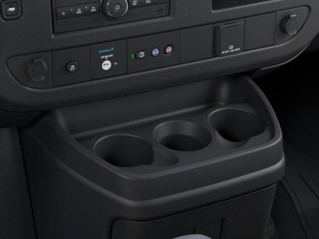 2025 Chevrolet Express Passenger 3500 1LS