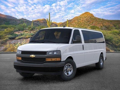 2025 Chevrolet Express Passenger 1LS