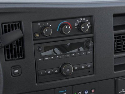 2025 Chevrolet Express Passenger 3500 1LS