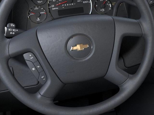 2025 Chevrolet Express Passenger 3500 1LT