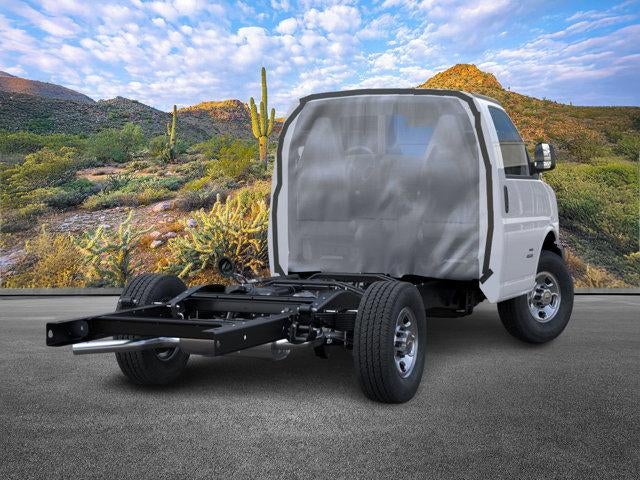2025 Chevrolet Express Cutaway 3500 Base