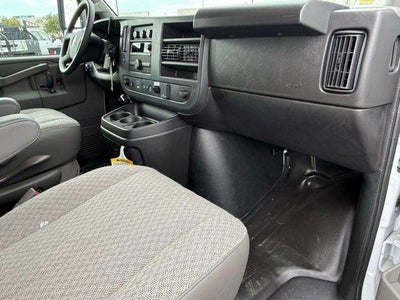 2025 Chevrolet Express Cutaway 3500 Base