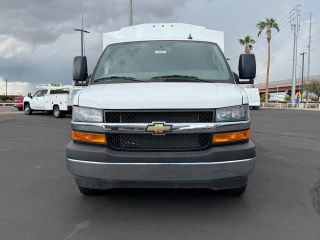 2025 Chevrolet Express Cutaway 3500 Base