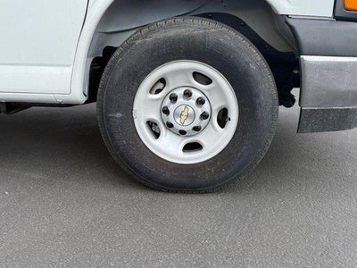 2025 Chevrolet Express Cutaway 3500 Base