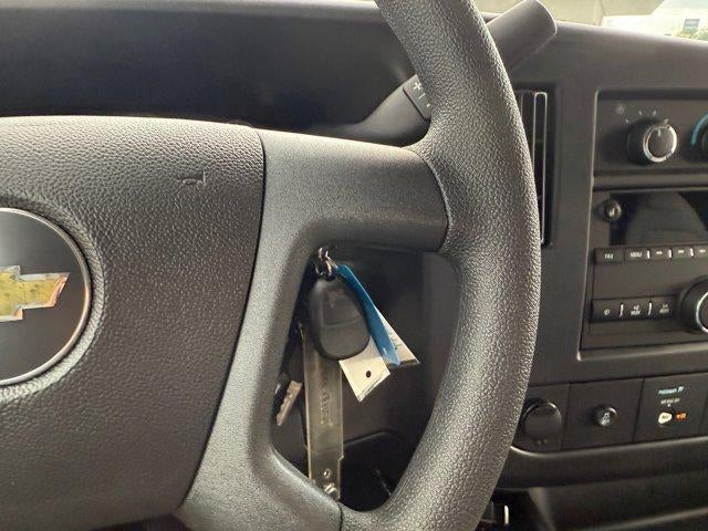 2025 Chevrolet Express Cutaway 3500 Base