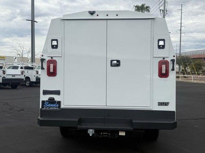 2025 Chevrolet Express Cutaway 3500 Base