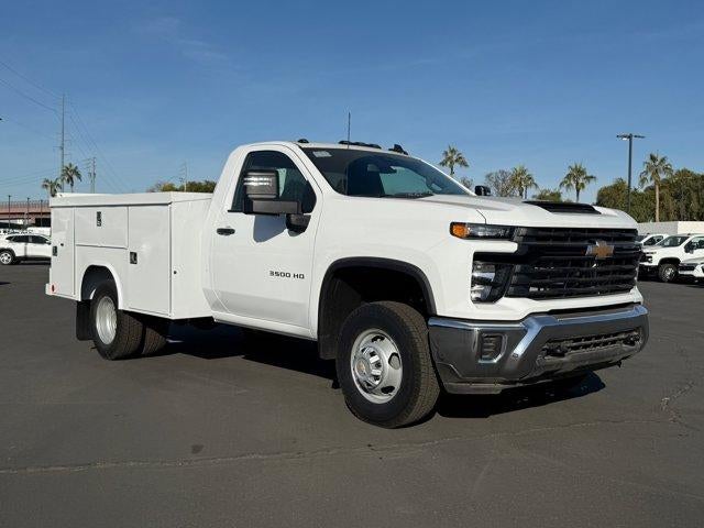 2025 Chevrolet Silverado 3500 HD Chassis Cab Work Truck