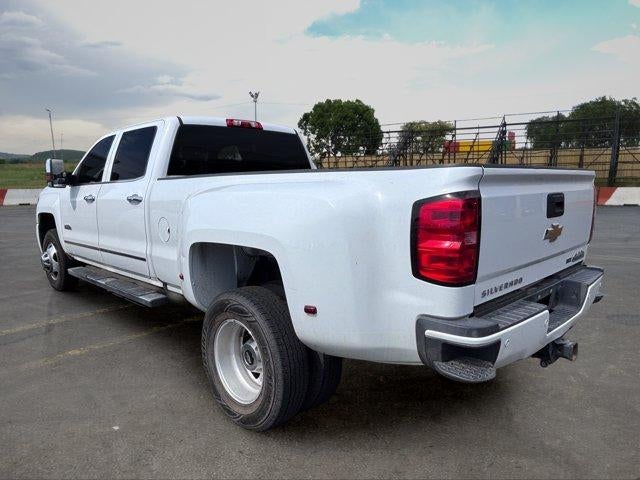 2016 Chevrolet Silverado 3500 HD High Country