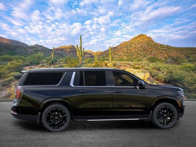 2026 Chevrolet Suburban LS - Photo 7