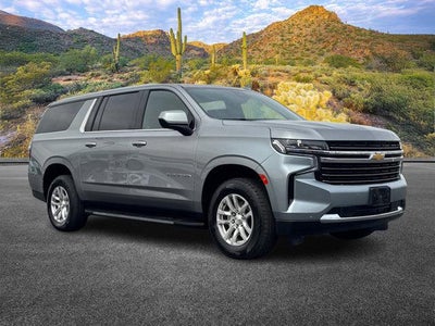 2023 Chevrolet Suburban LT