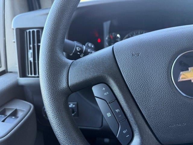 2025 Chevrolet Express Cutaway 3500 Base