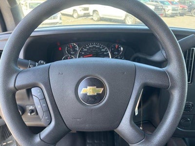 2025 Chevrolet Express Cutaway 3500 Base