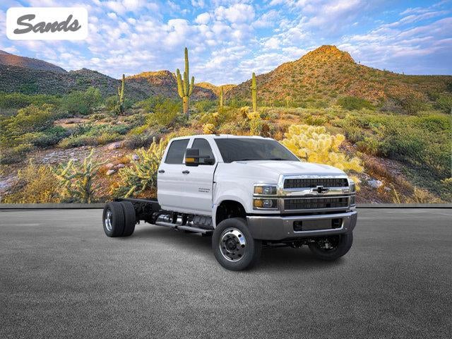 2025 Chevrolet Silverado 6500 HD Work Truck