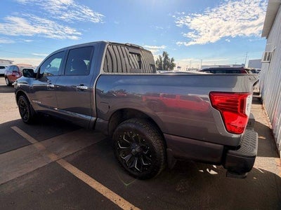 2021 Nissan Titan SV