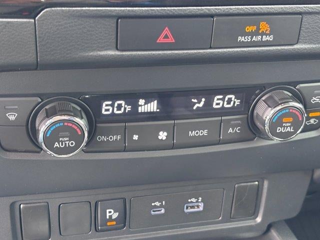 2022 Nissan Frontier SV