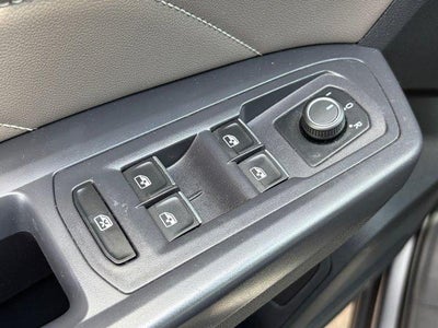 2021 Volkswagen Atlas 3.6L V6 SE w/Technology R-Line