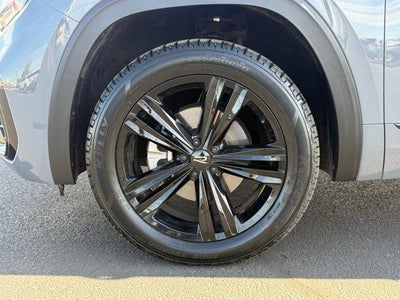 2023 Volkswagen Atlas Cross Sport 2.0T SEL R-Line Black