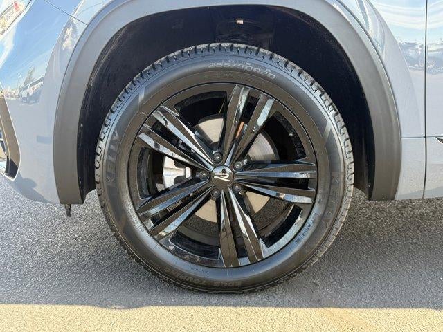 2023 Volkswagen Atlas Cross Sport 2.0T SEL R-Line Black