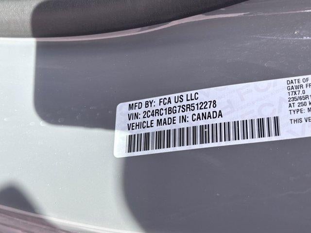 2025 Chrysler Pacifica Select