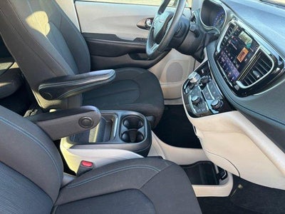2021 Chrysler Pacifica Touring