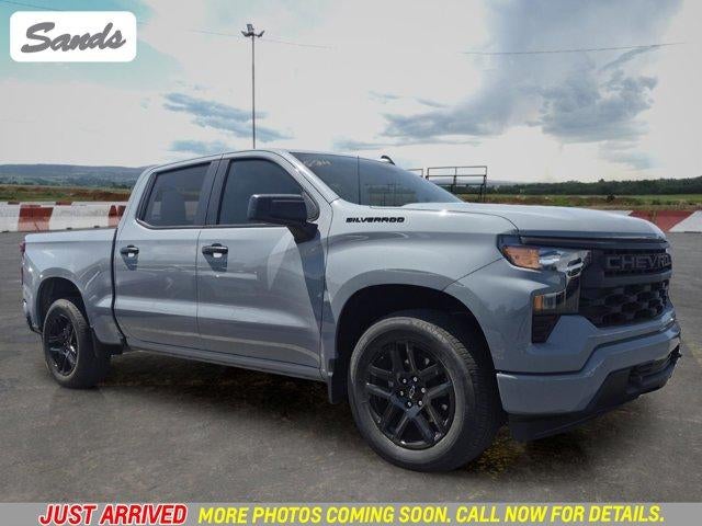 2024 Chevrolet Silverado 1500 Custom Crew Cab Short Box's photo