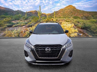 2023 Nissan Kicks SR