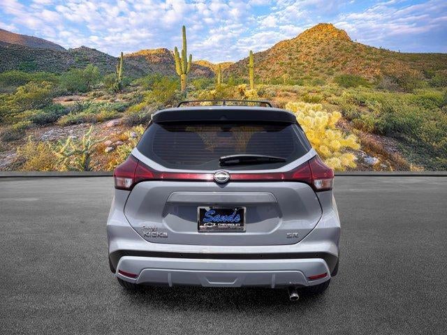 2023 Nissan Kicks SR