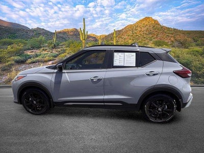 2023 Nissan Kicks SR