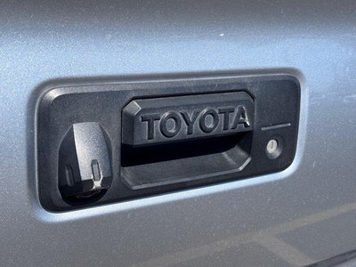 2022 Toyota Tacoma 2WD SR5