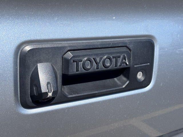 2022 Toyota Tacoma 2WD SR5