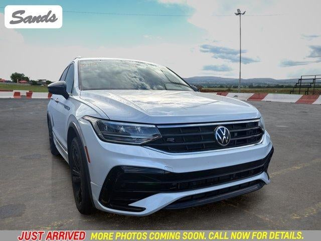 2023 Volkswagen Tiguan SE R-Line Black
