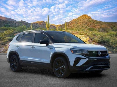 2024 Volkswagen Taos SE