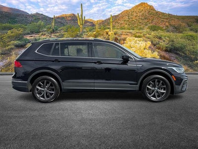 2023 Volkswagen Tiguan SE