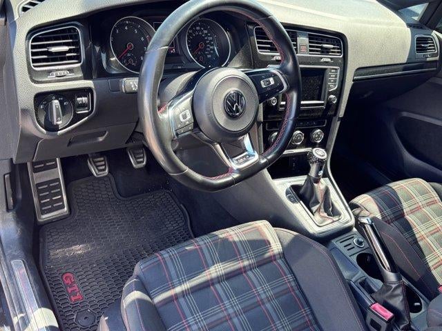 2017 Volkswagen Golf GTI S