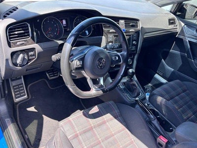2019 Volkswagen Golf GTI S