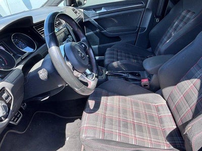 2019 Volkswagen Golf GTI S