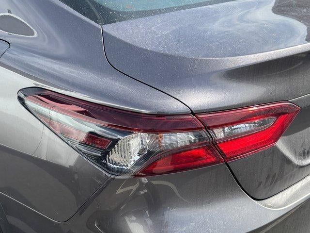 2021 Toyota Camry Hybrid LE