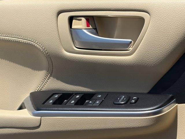 2015 Toyota Camry XLE