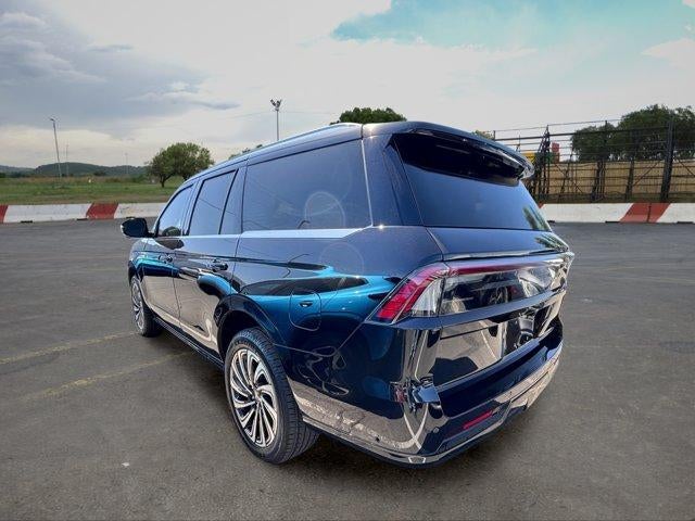 2025 Lincoln Navigator Black Label