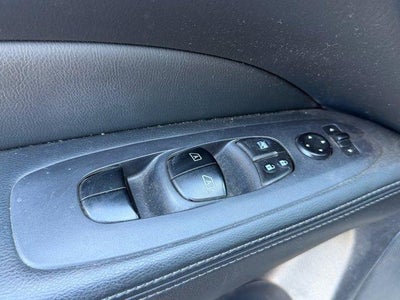 2016 Nissan Pathfinder SL