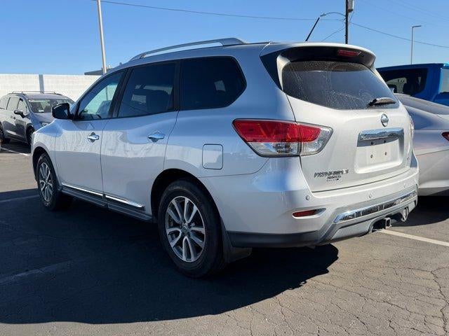 2016 Nissan Pathfinder SL