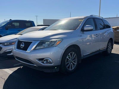 2016 Nissan Pathfinder SL