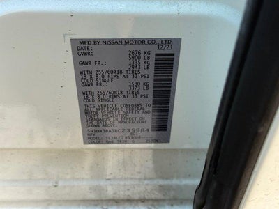 2024 Nissan Pathfinder SV